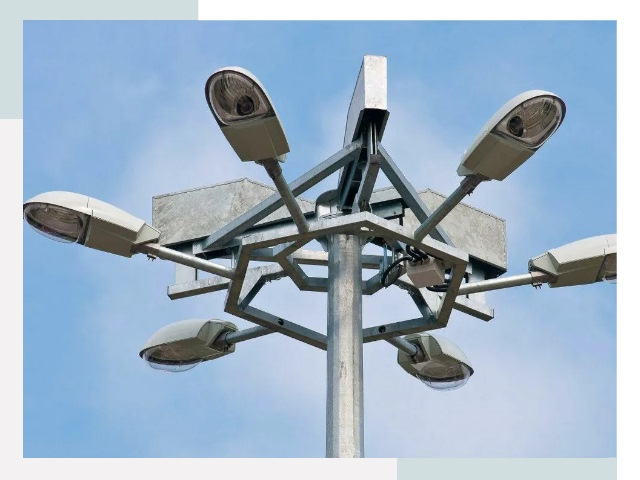 Монтаж осветительных мачт в Крымске