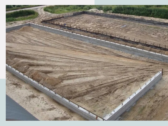 Фундамент для ангаров в Крымск от 622 руб.